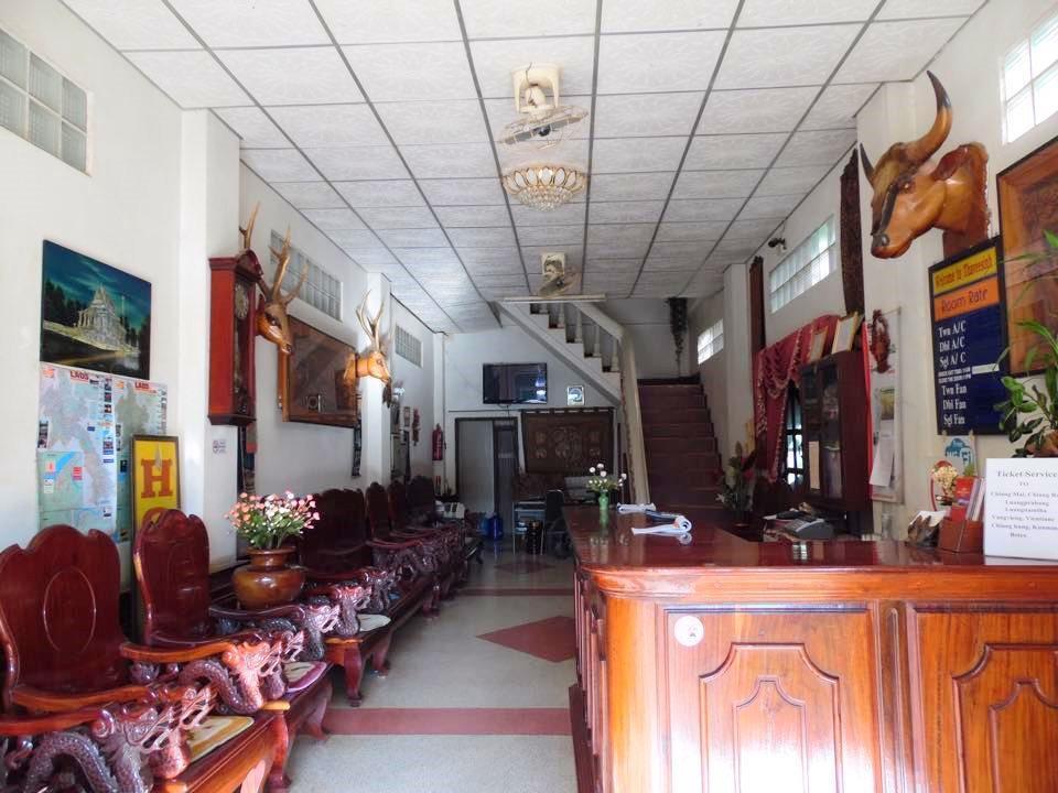 Thaveesinh Hotel Houei Sai Extérieur photo